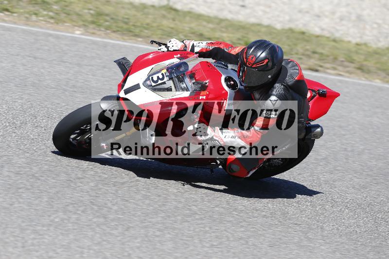 /06 08.04.2026 Cornu Master School ADR/Gruppe rot/3